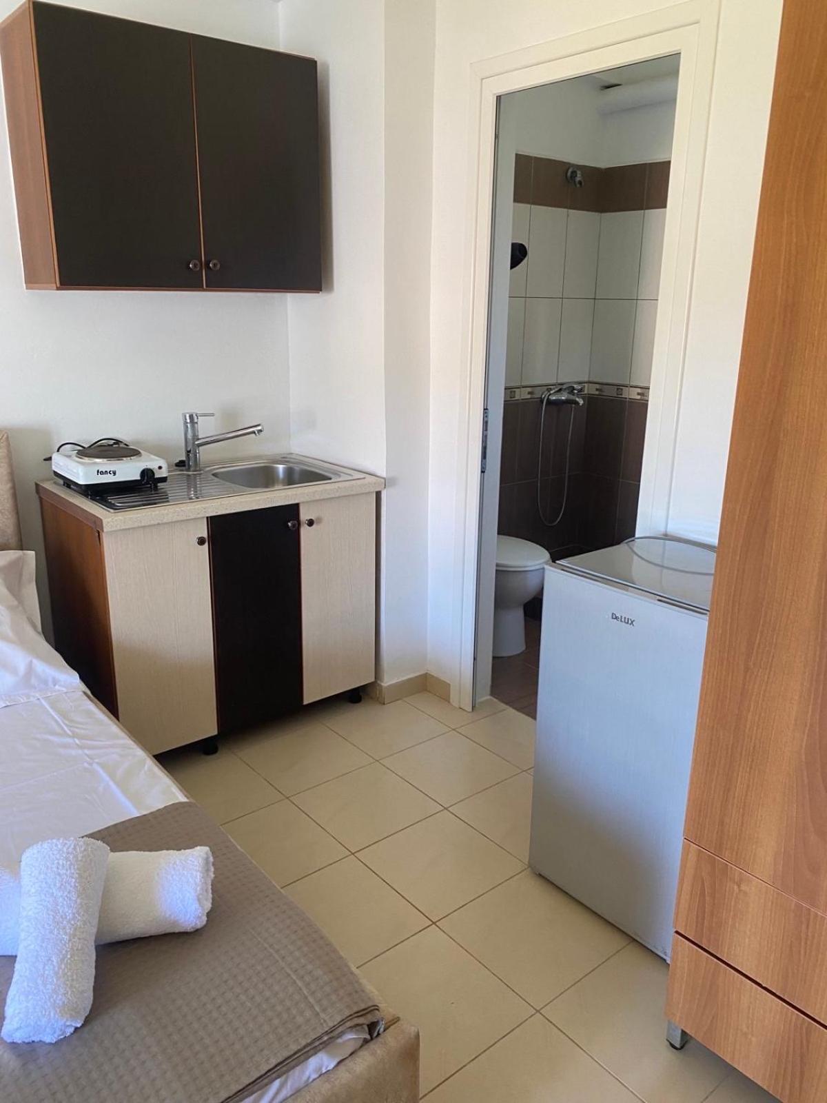 Ilias Family Rooms ヒマラ エクステリア 写真