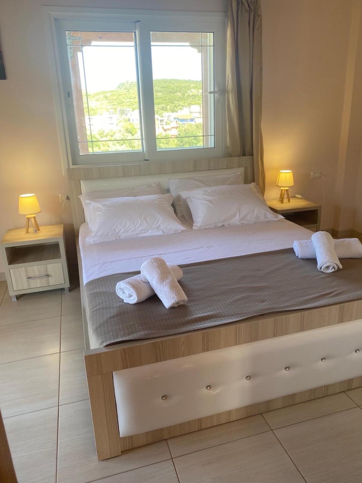 Ilias Family Rooms ヒマラ エクステリア 写真